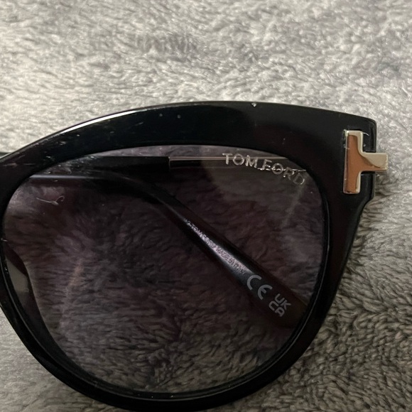 Tom Ford cat eye sunglasses black and silver - Picture 6 of 9